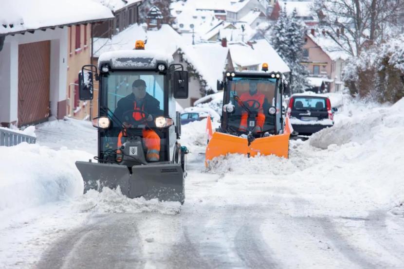 助力雪后清扫，你的城市街道有TA来守护