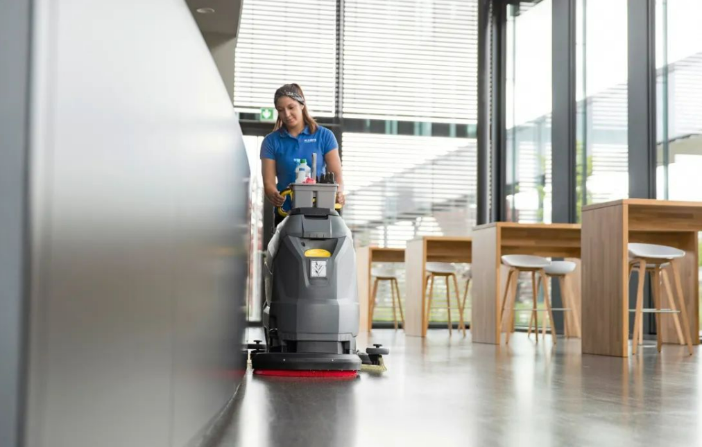 卡赫洗地吸干機 | 專業地面清潔方案，助力商超搞定多種地面清潔！