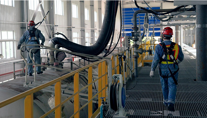 德國卡赫攜手新疆現代化大型石化企業，落地國內首個全自動鐵路罐車清洗系統